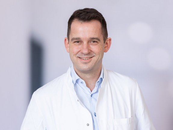 Dr. med. Christian Hart Dr. Christian Hart