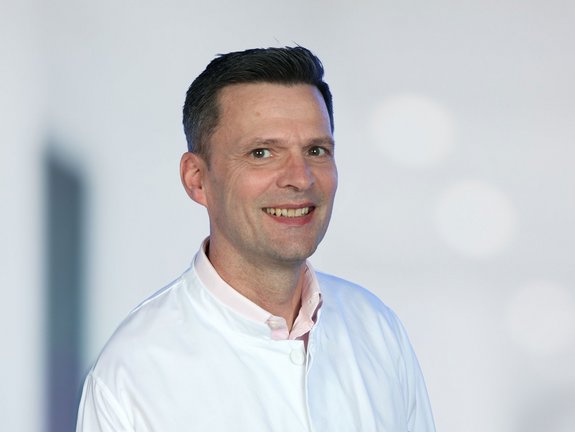 Priv.-Doz. Dr. Dr. med. Roland Wensel