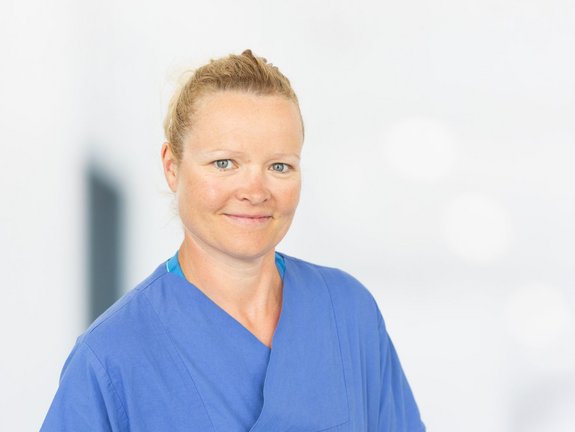 Dr. med. Natalie Hölzl