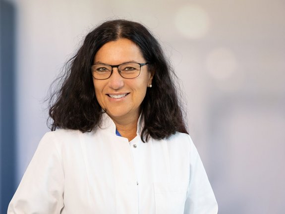 Dr. med. univ. Dagmar Strauẞ