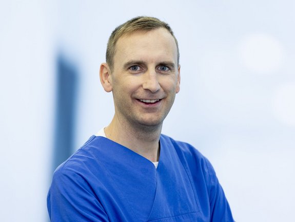 Dr. med. Andre Hitzl