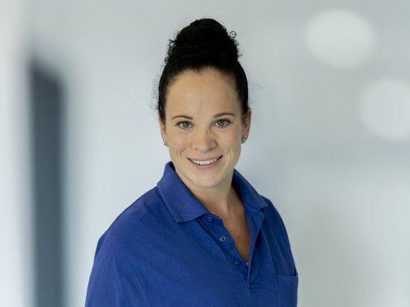 Andrea Bernhard