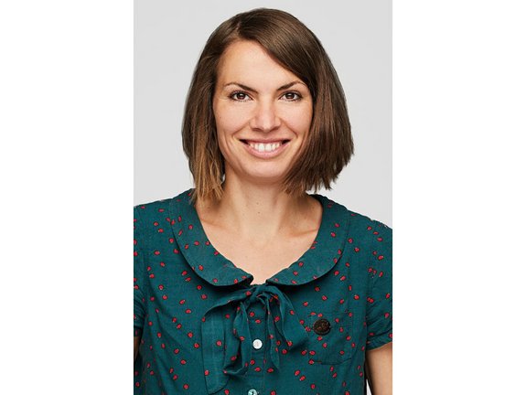Claudia Spross
